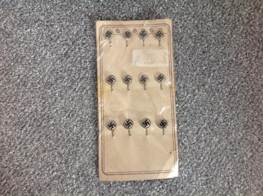 Retailers Card of Swastica Stickpins