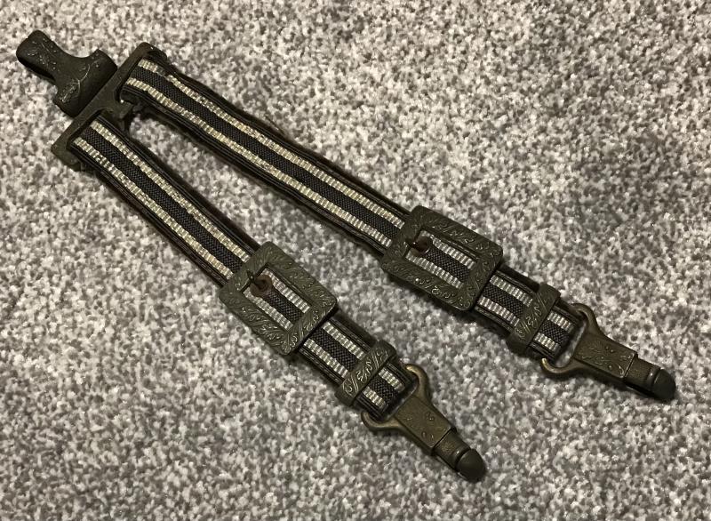 Third Reich Luftwaffe Officer Dagger Hanging Straps