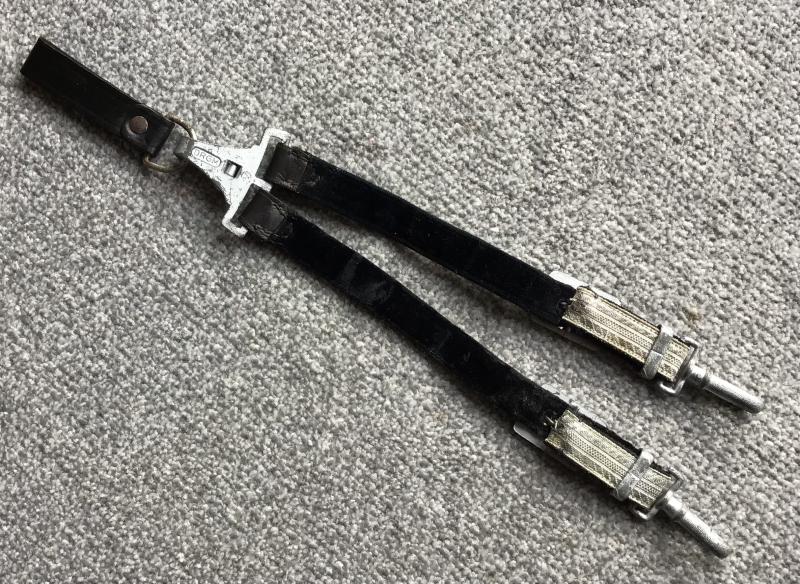 Third Reich Government Official Dagger Hanging Straps