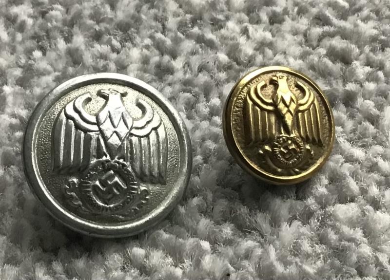 Third Reich Government Officials Buttons