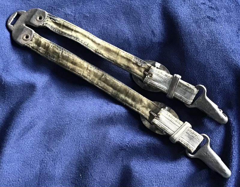 Third Reich Army Officer Dagger Hangers