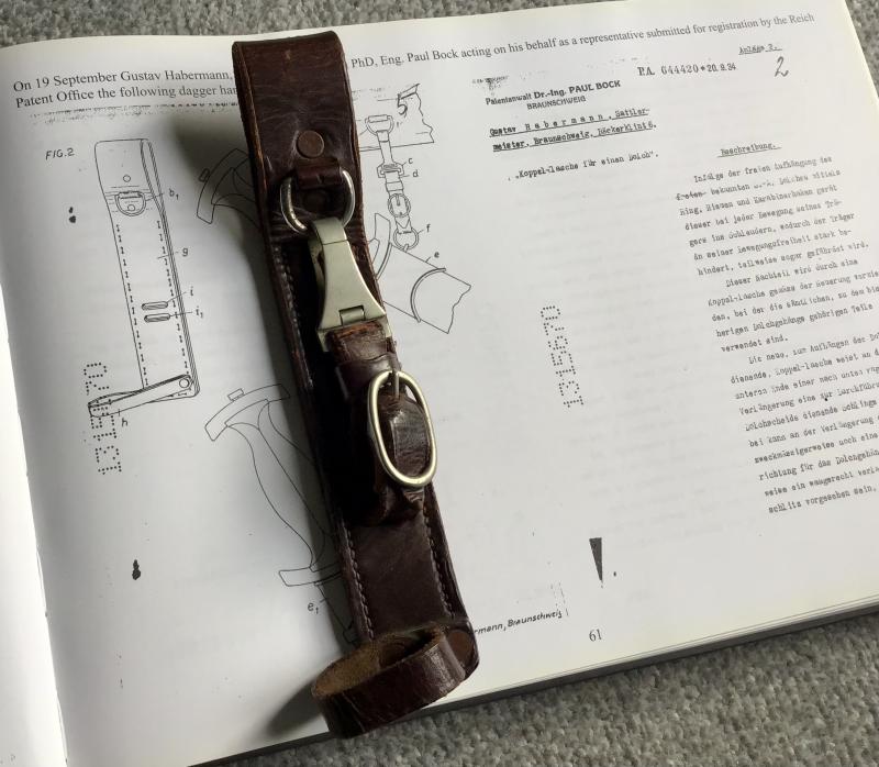 Third Reich SA Dagger Vertical Hanger