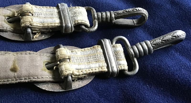 Third Reich Army Officer Dagger Hangers