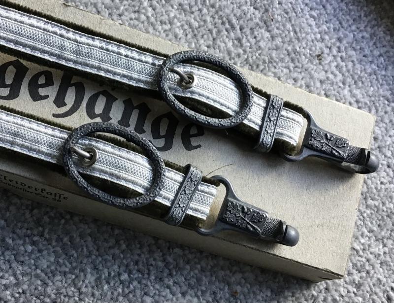 Third Reich Army Dagger Hangers-Boxed