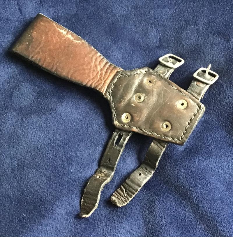 Third Reich SS Dagger Vertical Hanger