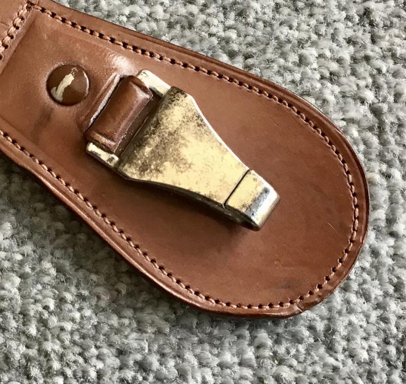 Third Reich “Teardrop” Sword/Dagger Hanger